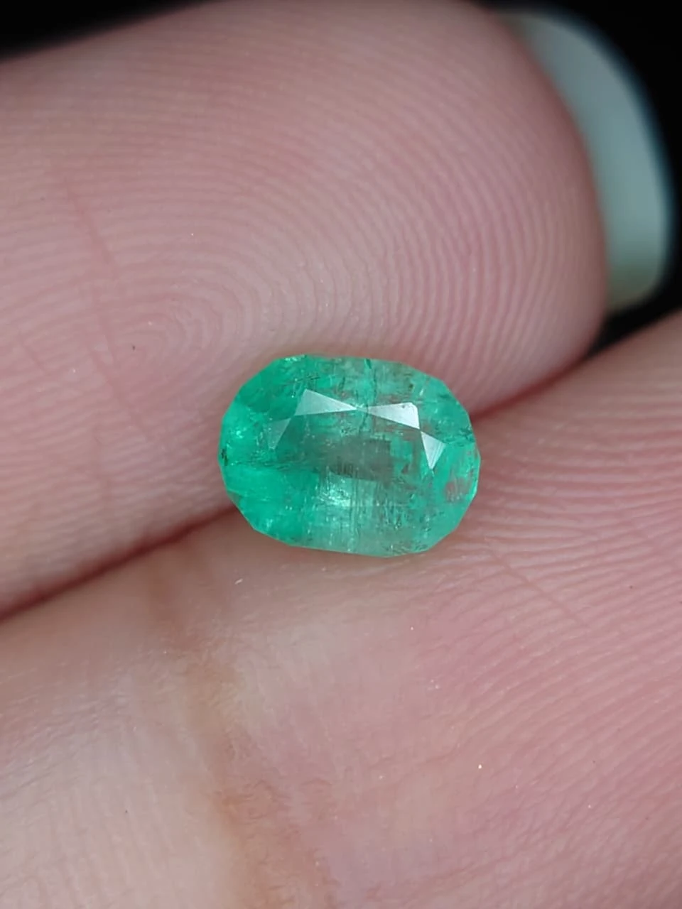 0.7ct Natural Bluish Green Panjshir Emerald from Afghanistan — view 3